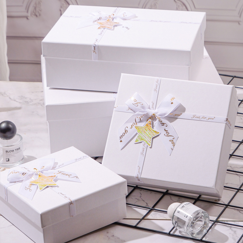 Caja de regalo de cubierta blanca simple, caja de regalo de cumpleaños creativa, caja de regalo sorpresa para hombres y mujeres image 3