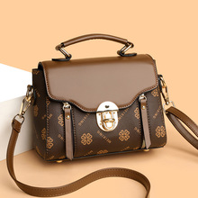 高级感女士斜挎包新中式复古手提包简约百搭时尚大容量单肩妈妈包