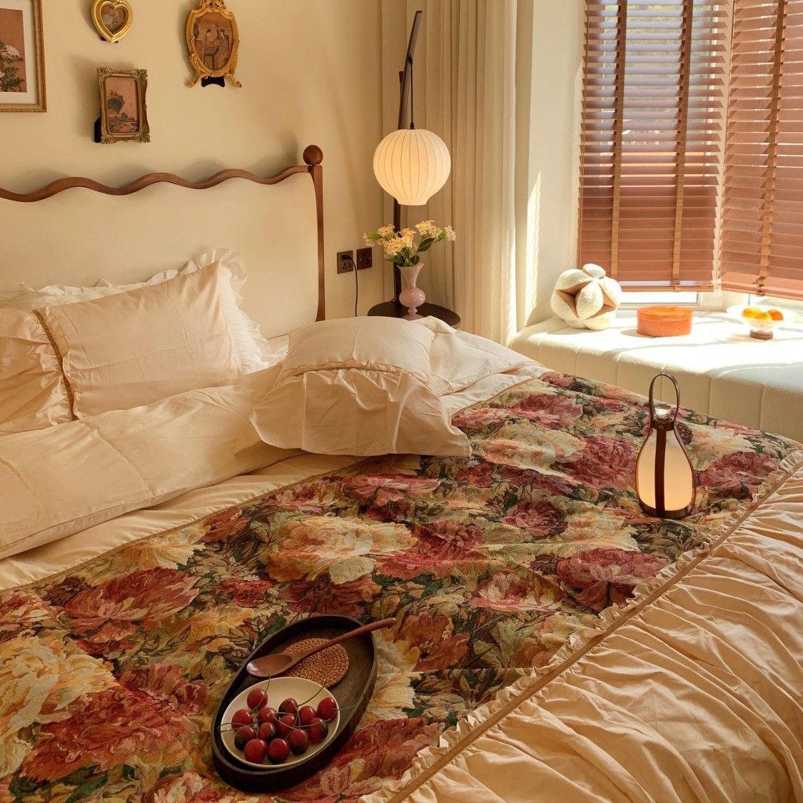 Nordisch-französisches Vintage-Boho-Ölgemälde-Set, 100-teilig, vierteilig, cremefarbener Prinzessinnen-Spitzen-Bettbezug, hochwertiges Bettlaken, Naked Sleep_voghion.com