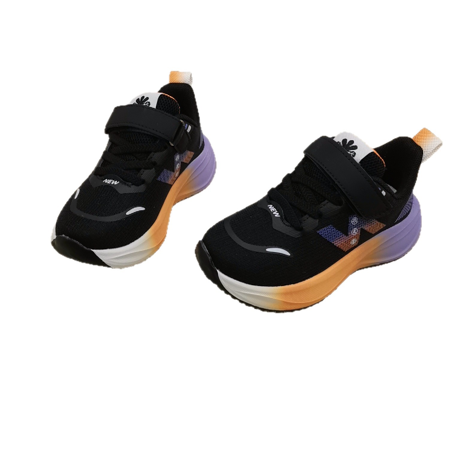 Zapatos deportivos para niños 2025 otoño nuevo botón giratorio ventilado para niños zapatos de carreras chicas zapatos de baloncesto de moda versátiles