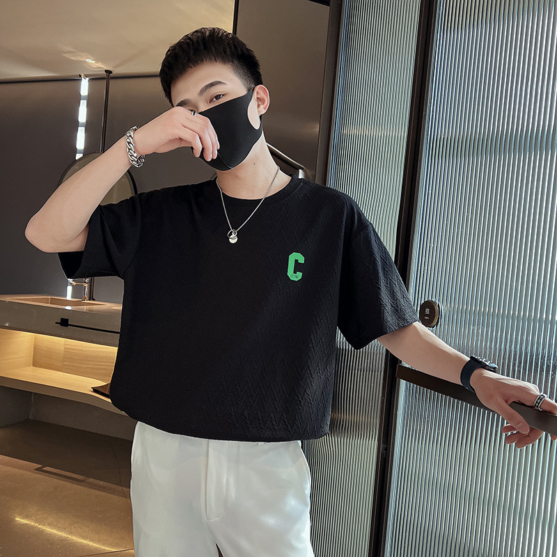 Men's short sleeved for summer, new 2022 Korean version trend, handsome round neck, simple and fashionable T-shirt top_voghion.com