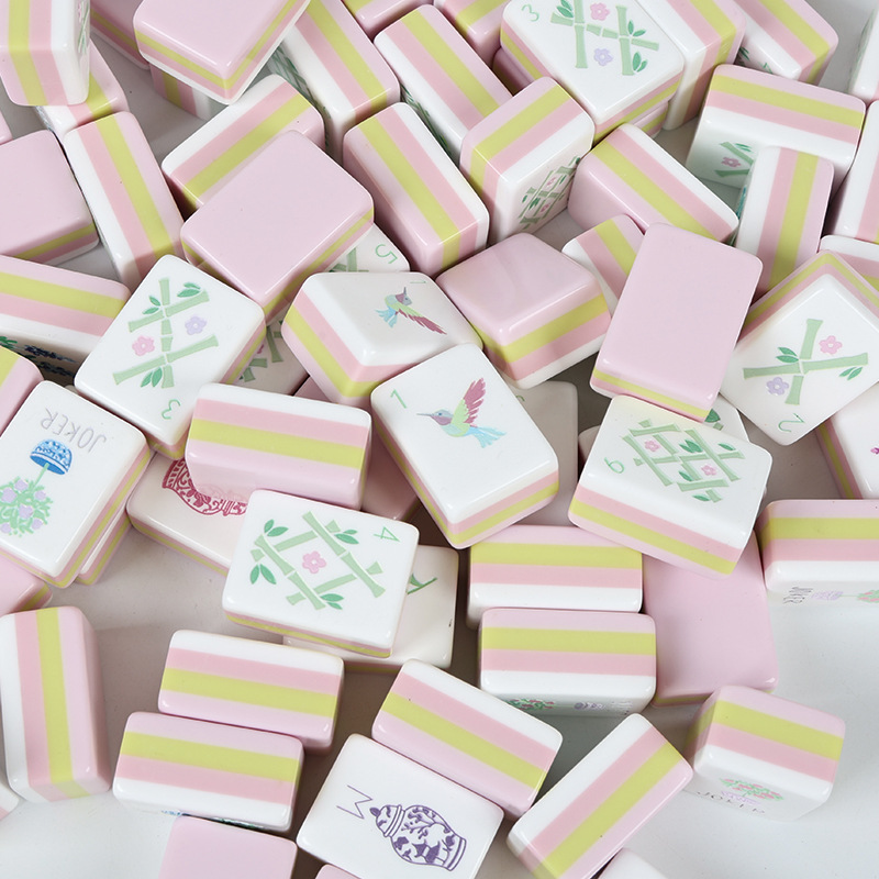 Source Factory: American Mahjong, 160 Tiles, 32 Tiles with Western Characters, Jewish Mahjong, Acrylic Mini Mahjong Tiles