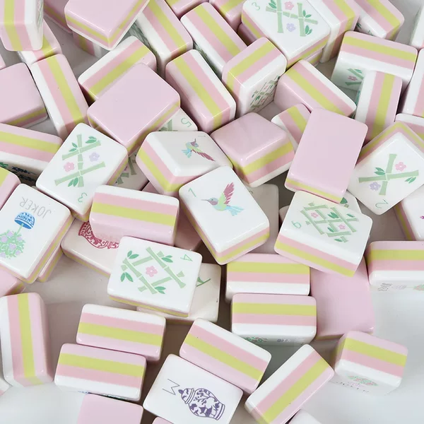 Source Factory: American Mahjong, 160 Tiles, 32 Tiles with Western Characters, Jewish Mahjong, Acrylic Mini Mahjong Tiles