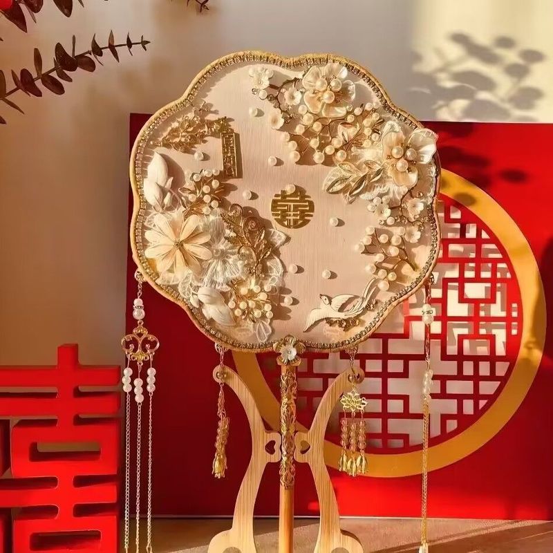 古風団子新婦結婚秀禾中国式結婚式中国秀禾服喜扇子|undefined