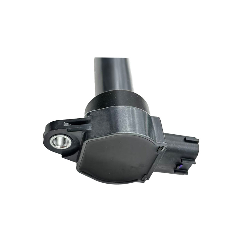 Suitable for Mitsubishi automobile ignition coil 1832A026 UF643 1832A031 FK0320 auto parts