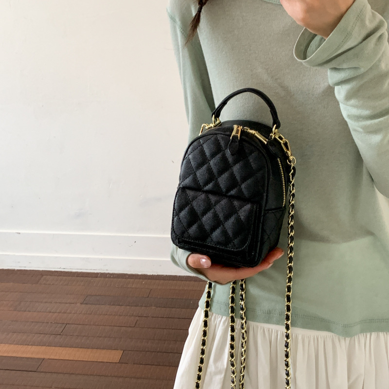 Mini mochila de hombro para mujeres 2026 nueva moda diaria sensación de rango bolso portátil pequeño bolso de hombro ligero cadena image 1