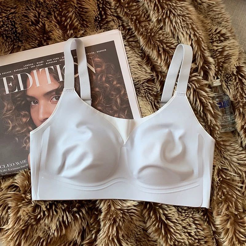 Ventas directas de fábrica comercio electrónico transfronterizo Sudeste de Asia Vietnam Tailandia damas burbujas encaje pecho pequeño recogido sujetador Tovin