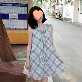 学院风格纹设计连衣裙女2026夏季新款显瘦减龄海军领小众女背心裙