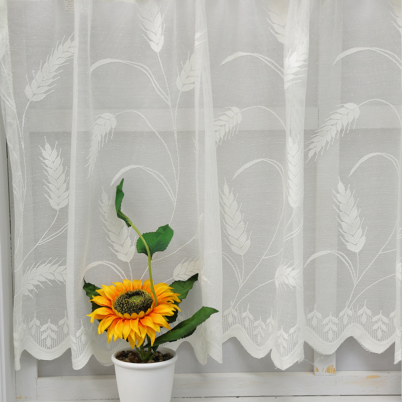Demi-rideaux en dentelle blanche pour évier et placard_voghion.com