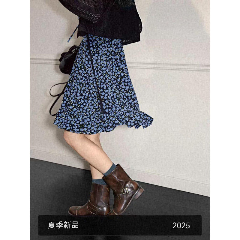 Floral Spaghetti Strap Short Dress and Knitted Cardigan Two-Piece Set for Women, Spring/Summer 2026, Petite Dress, New Floral Spaghetti Strap Short Dress and Knitted Cardigan Two-Piece Set for Women, Spring/Summer 2026, Petite Dress, New