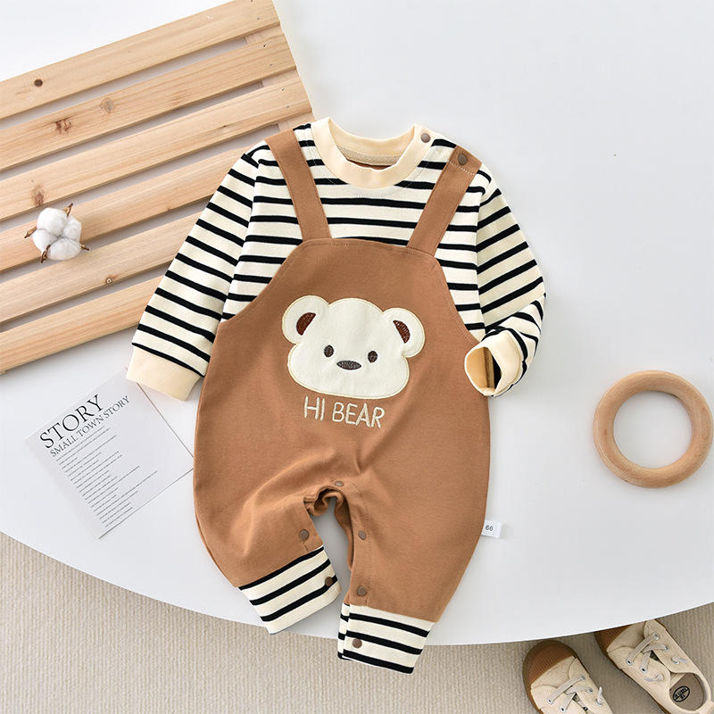 Baby clothes, spring and autumn wear, pure cotton long-sleeved bodysuits, cute newborn rompers and crawling suits.