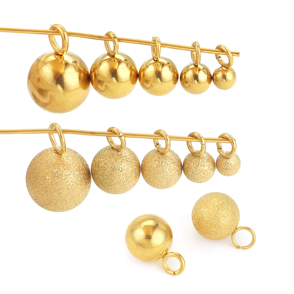 Acero inoxidable colgante de bolas colgante anillo de soldadura Bola de vacío de oro colgante pulsera accesorios de cola colgante Accesorios básicos