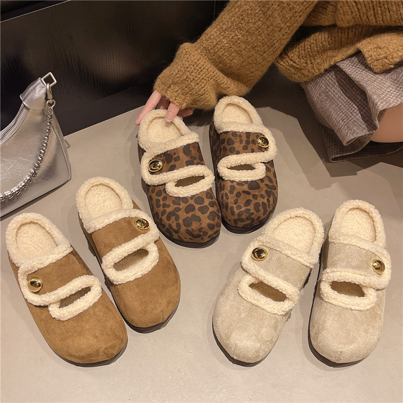 Thick-soled, cute and quirky casual outdoor leather slip-on sandals for women, autumn/winter 2026 new style, fleece-lined cotton slippers, snow boots Thick-soled, cute and quirky casual outdoor leather slip-on sandals for women, autumn/winter 2026 new style, fleece-lined cotton slippers, snow boots