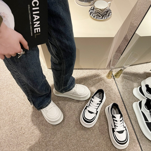 Simple thick-soled white shoes for women 2024 new summer thin style versatile casual simple increased height casual sports sneakers
