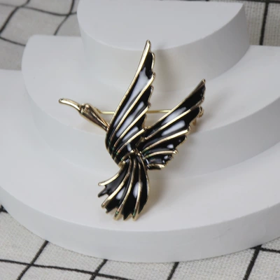 Swan Brooch Enamel: Yaxa sancaqları