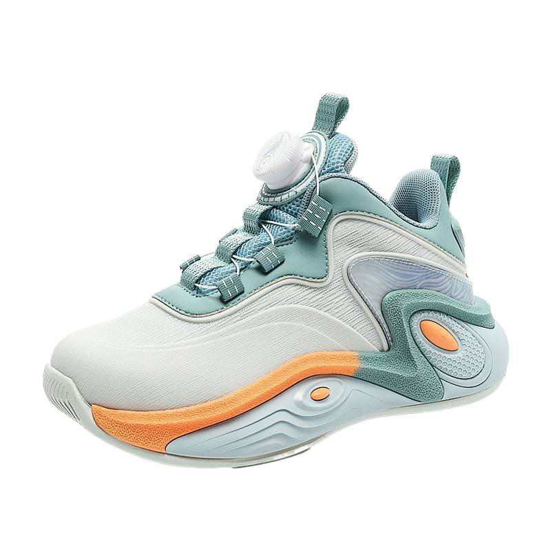 Zapatos de baloncesto para niños otoño-invierno 2025 nuevos zapatos de entrenamiento antideslizante y amortiguador para niños de edad media y primaria
