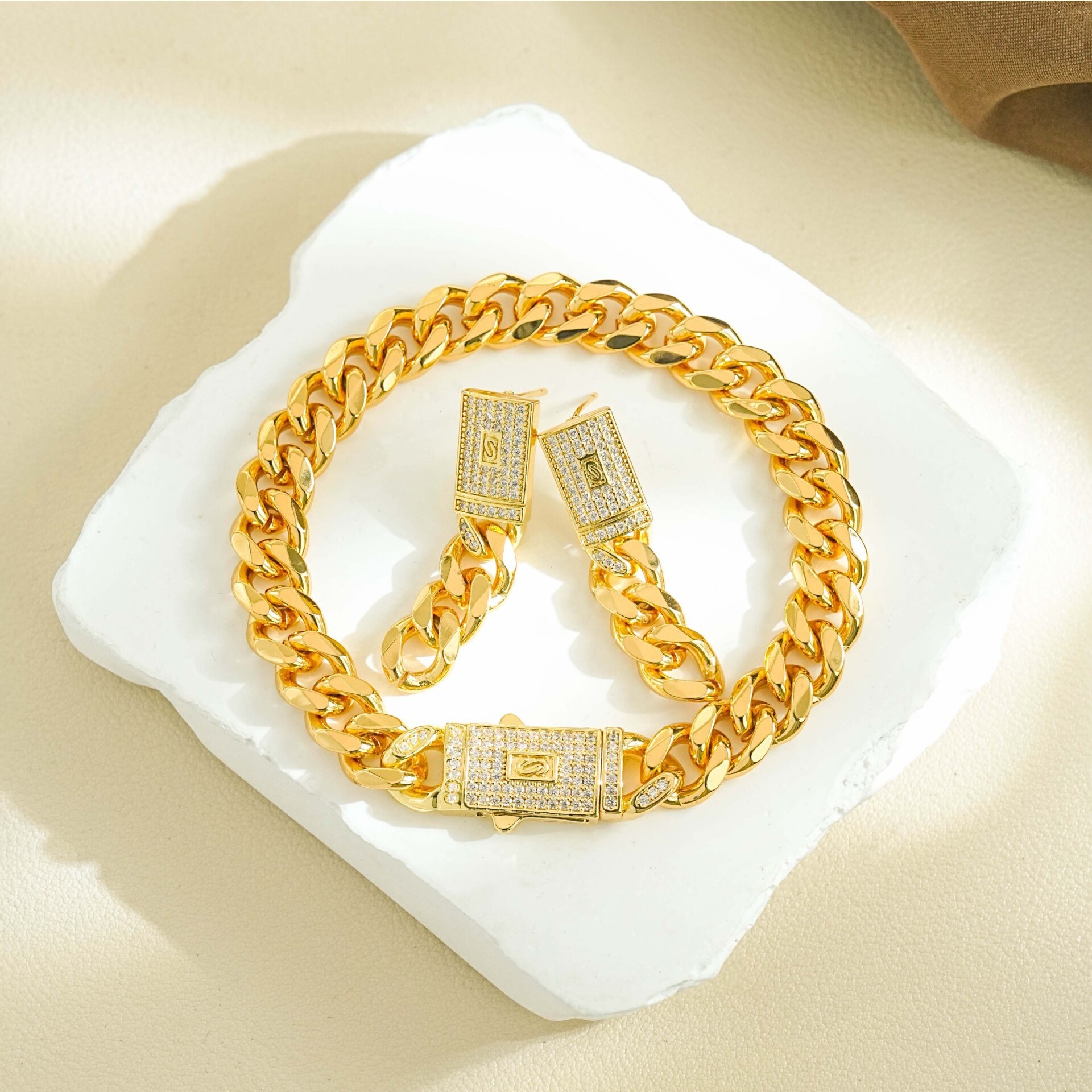 Cuban Link Necklace Earrings And Ring Set For Women Luxury Style_voghion.com