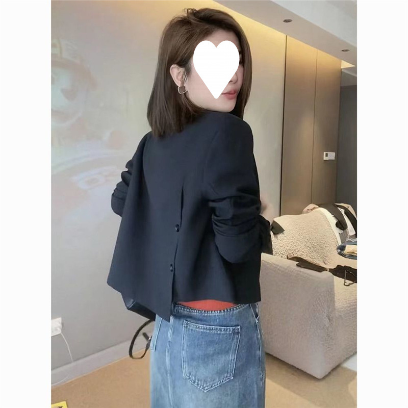 小西装外套女2025外穿新款韩版高级感小个子短款休闲黑色西服上衣