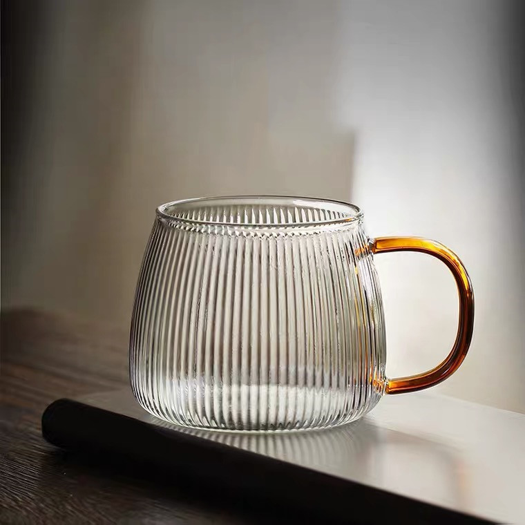 Tasse en verre à rayures verticales en borosilicate résistant_voghion.com