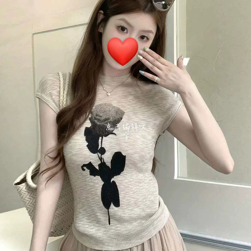 Knitted Round Neck Short-Sleeved Rose Print T-Shirt for Women 2026 Summer New Slim Fit and Elegant Top