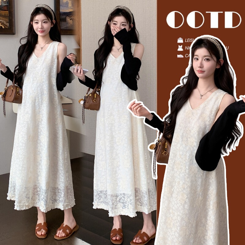 Real Photos of In-Stock Items~ New Korean-Style Lace Fashionable Vacation-Style Suspender Dress + Sun-Protective Cardigan Two-Piece Maternity Set