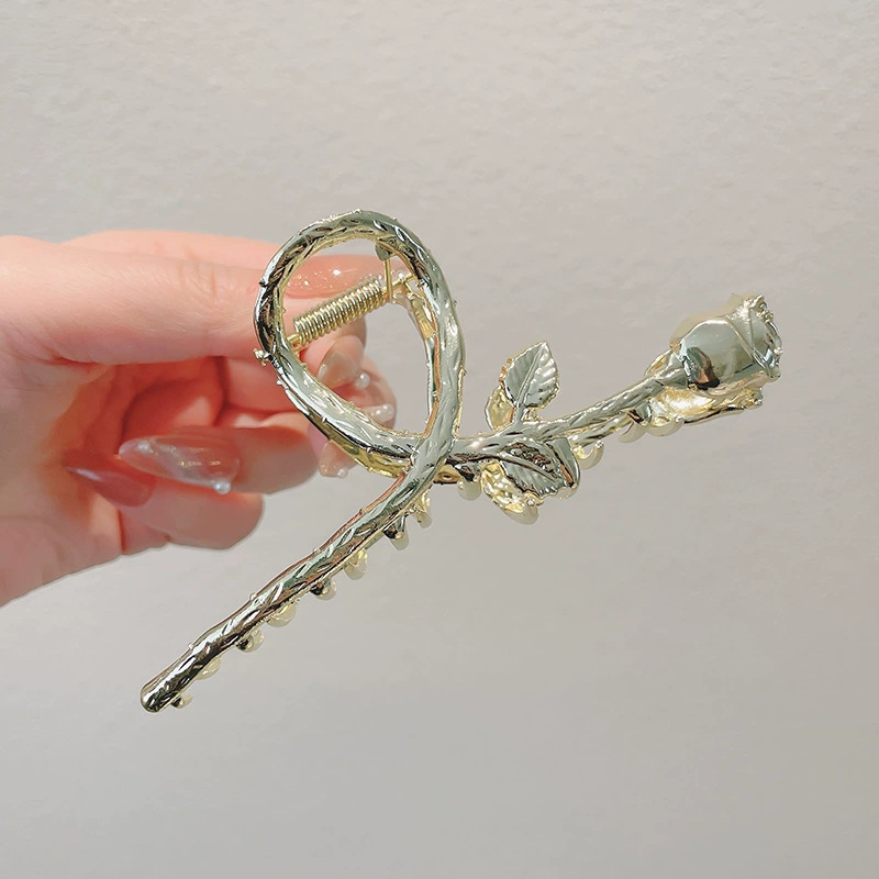 글로시한 로즈 골드