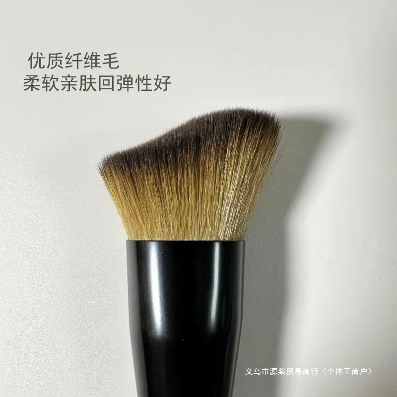 Soft brush for face for contouring
