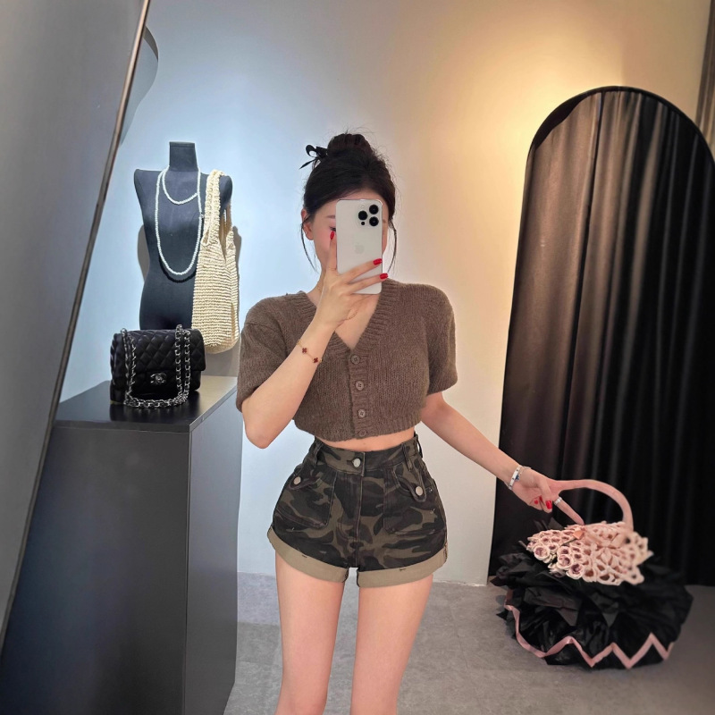 Camouflage Cargo Shorts for Women Summer New Korean Style High Waist Slim Design Hip Skirt Shorts Pants 5828 Camouflage Cargo Shorts for Women Summer New Korean Style High Waist Slim Design Hip Skirt Shorts Pants 5828