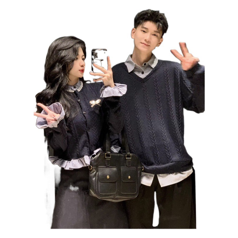 Fall 2023 couple wear men's and women's Korean-style loose French knitwear coat fashion brand