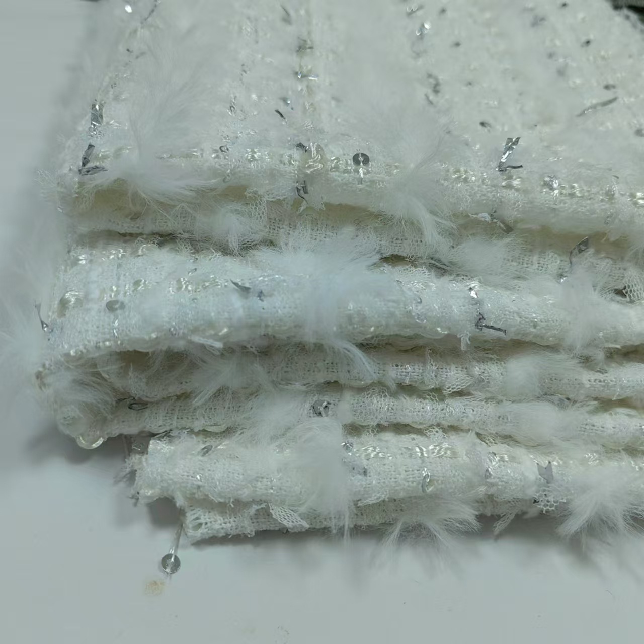 Punto de fábrica, diseño de hilo de plumas, nudo de plata, lentejuelas, borlas, tela de abrigo de fragancia pequeña, nuevo tweed francés