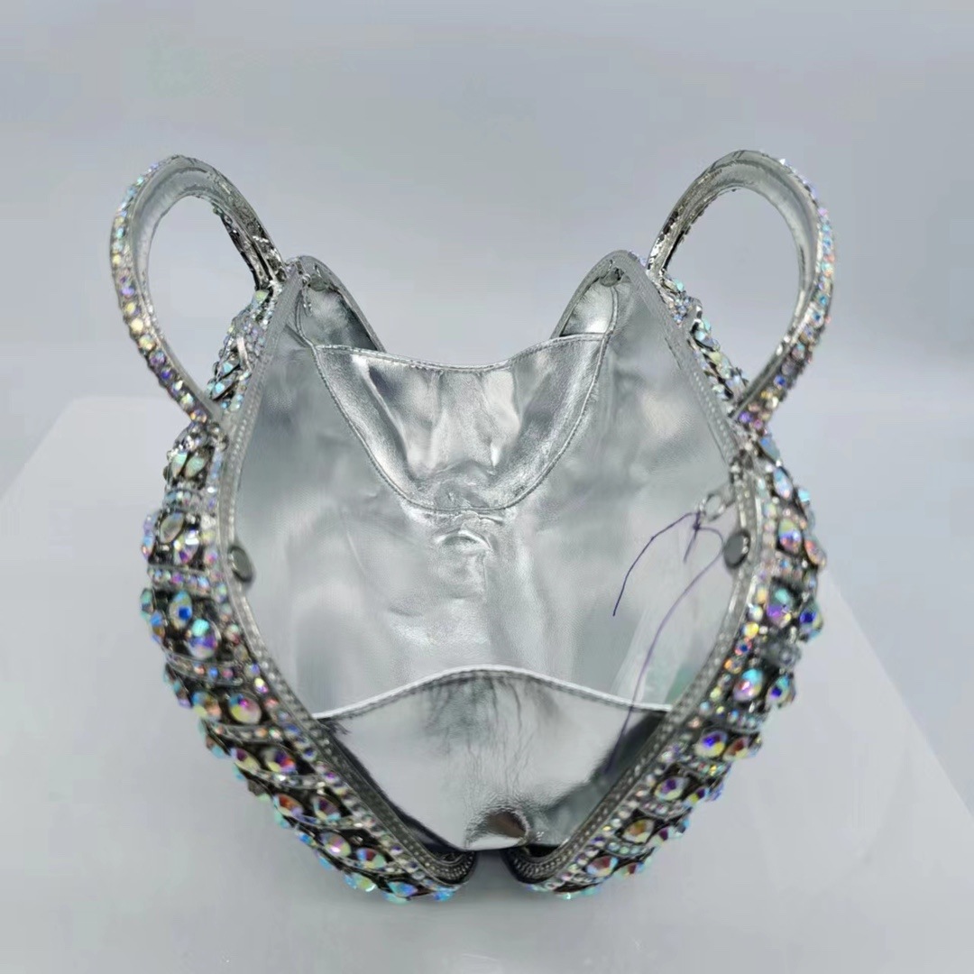 Nuevo paquete de cena de diamantes transfronterizos, caja metálica vacía, bolso de cristal de diamantes lleno de bolso de banquete de celebridades europeas y americanas