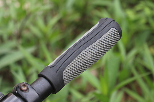 BYA412 original handlebar cover, folding bicycle handlebar cover, mountain bike two-color plastic handlebar cover