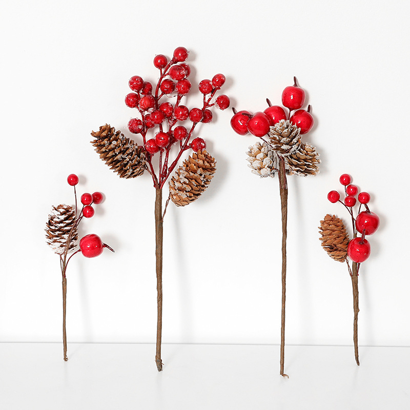 Venta al por mayor Navidad fruta roja ramas tres Navidad baya espuma fruta esquejes de árboles de Navidad simulación fruta grano flor arreglo Accesorios