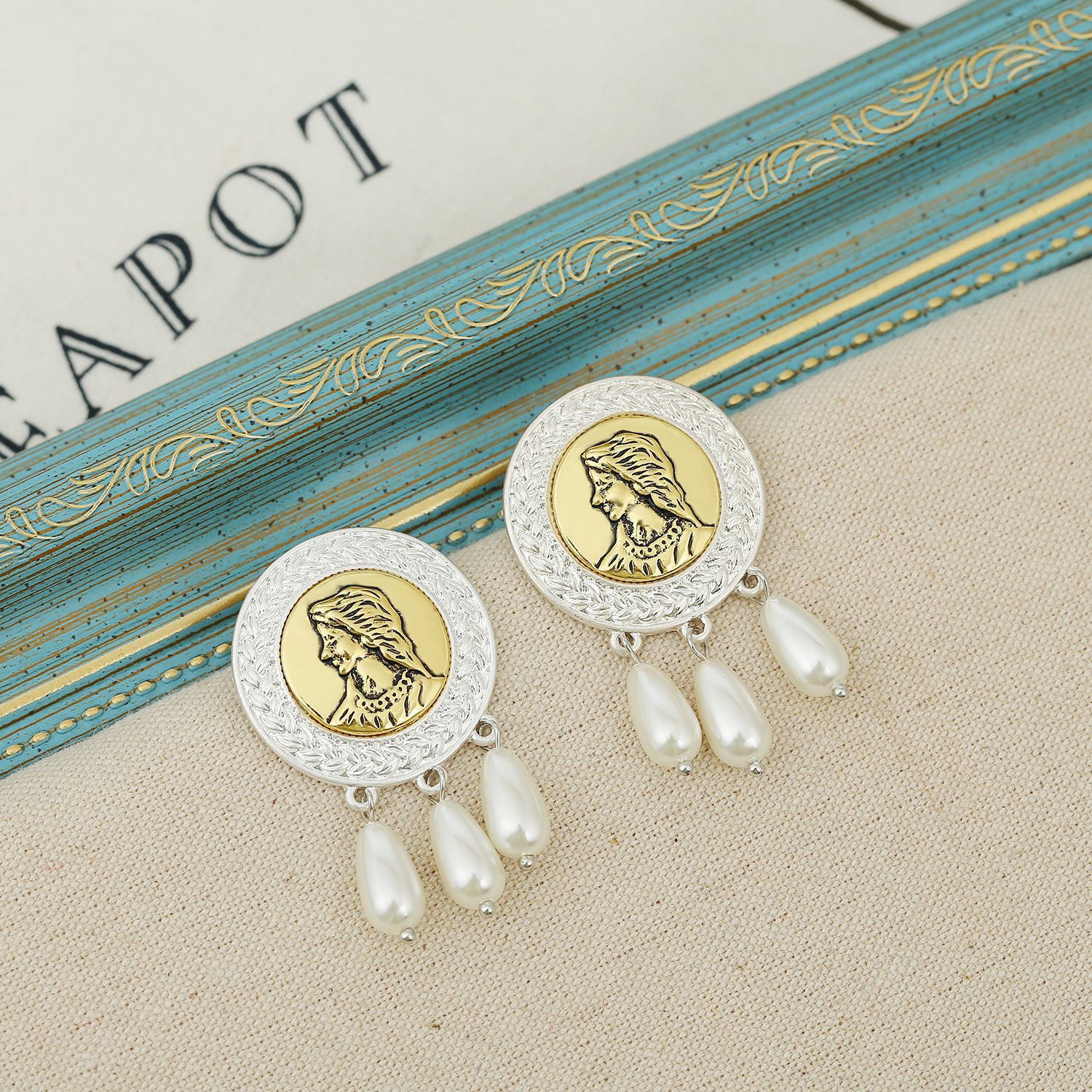 1 Pair Fashion Round Metal Inlay Artificial Gemstones Womenu0027S Drop Earrings