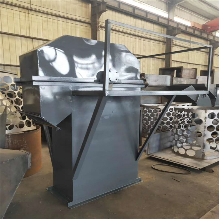 长兴特点250型皮带斗提机 河沙水泥煤炭提升机