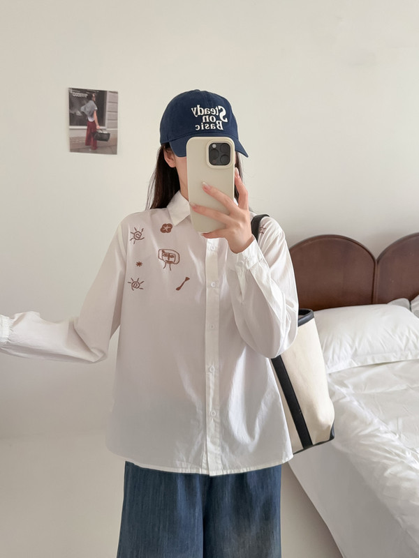 2025 Autumn Clothing Literary Cartoon Embroidered Robot Cotton Loose Women's Cardigan Long Sleeve Shirt Top