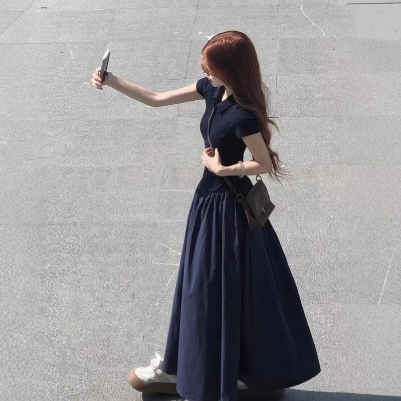 New College-Style Polo Collar Waist-Cinching Dress, Summer New Model, Beautiful and Relaxed, Versatile, Long Skirt with a Wide Hem in Navy Blue