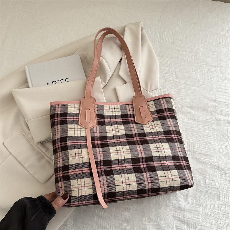 Bolso Tote de gran capacidad de moda para mujer 2024 otoño nuevo estilo retro tendencia contraste color patrón de cuadros bolso generoso de un solo hombro