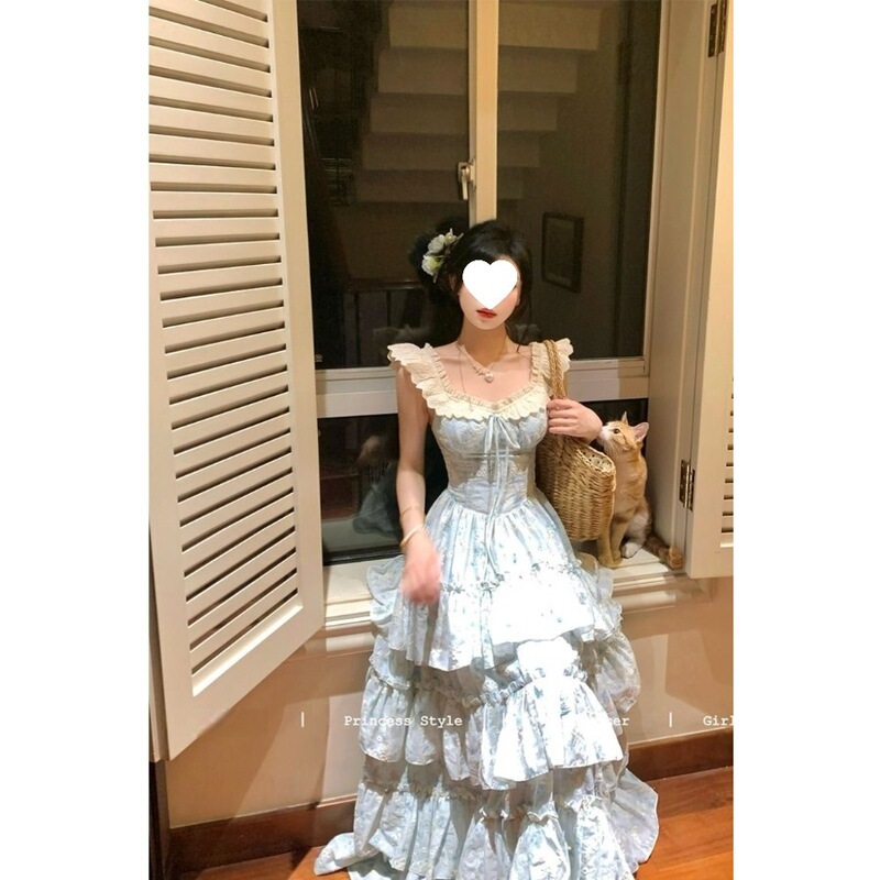 Exquisite and Sweet Little Flutter-Sleeve Gentle Floral Waist-Cinching Princess Long Dress