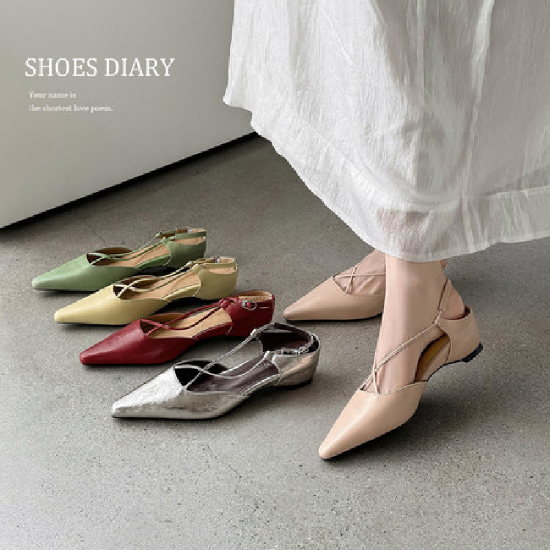 Cowhide Version~French-Style Simple Pointed-Toe Cross-Strap Closed-Toe Sandals for Women, Slip-On with a Gentle Pull-Back Design, Elegant High Heels