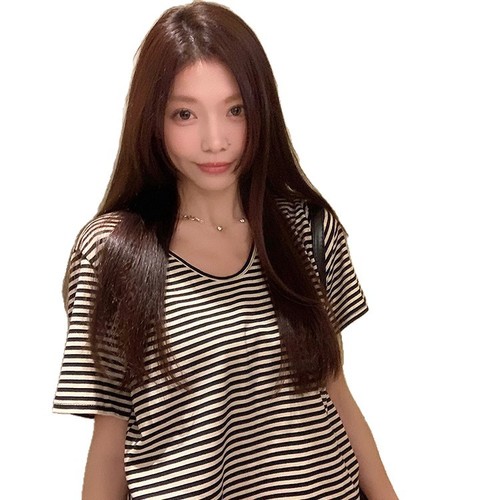 V-neck Short Sleeve Striped T-shirt for Women 2025 Summer New Korean Style Loose and Slimming Square Shoulder Student Top Versatile Top