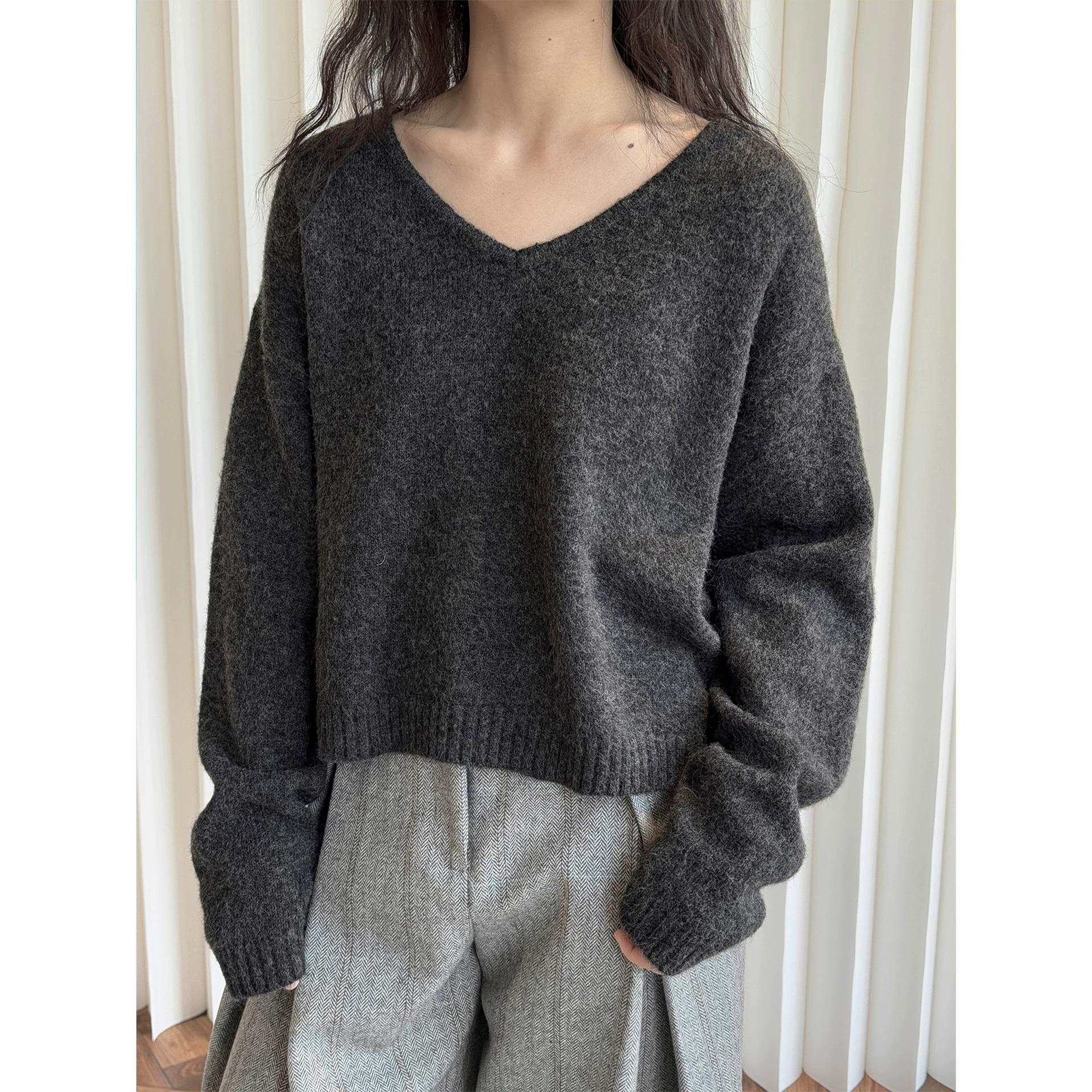 Spring woolen sweater, Korean style, V-neckline, oversize