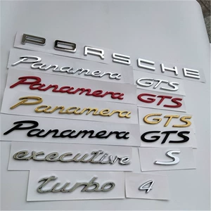Yeni Porsche Panamera arxa GTS, 4S, Turbo ingilis hərfləri emblemi