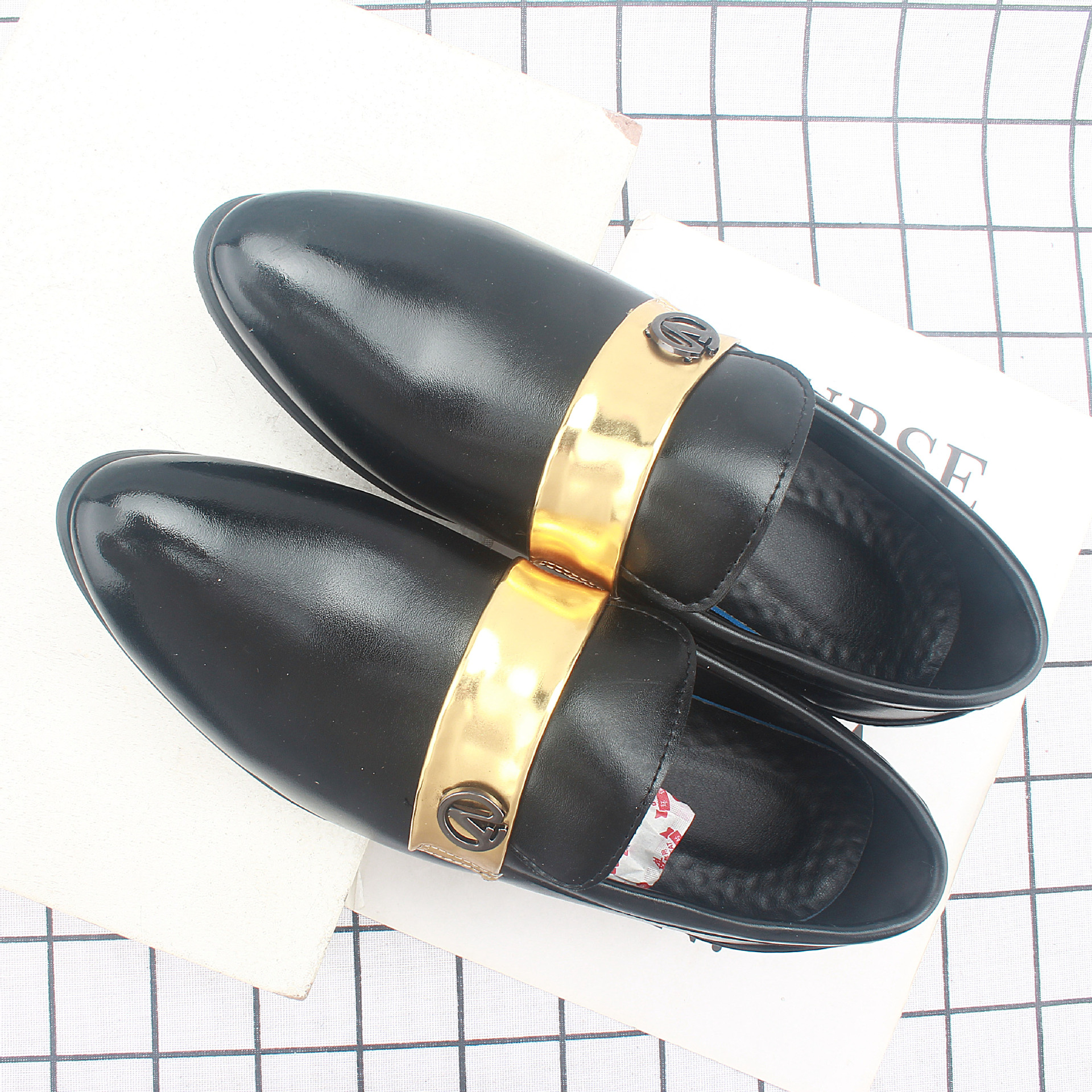 �羳����ʱ���ο�͸����Ь�ļ�����ƤЬ���泱����ͷ�׽ų�Ь3555