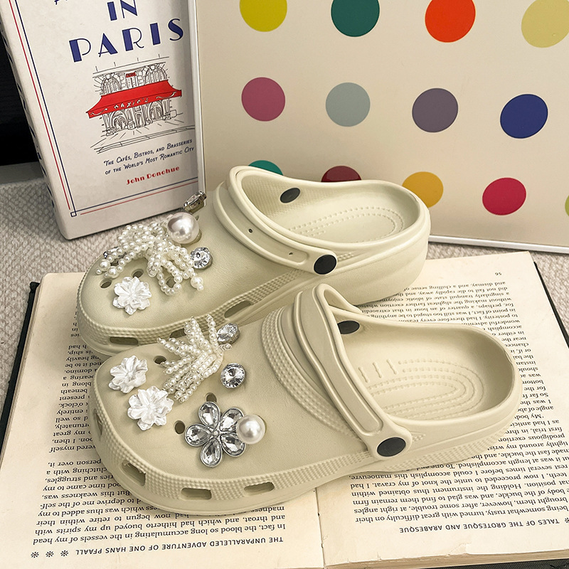 DIY full-diamond accessories for clogs, popular EVA closed-toe clogs for women, new summer model for outdoor wear, thick-soled, height-increasing, beach-ready DIY full-diamond accessories for clogs, popular EVA closed-toe clogs for women, new summer model for outdoor wear, thick-soled, height-increasing, beach-ready