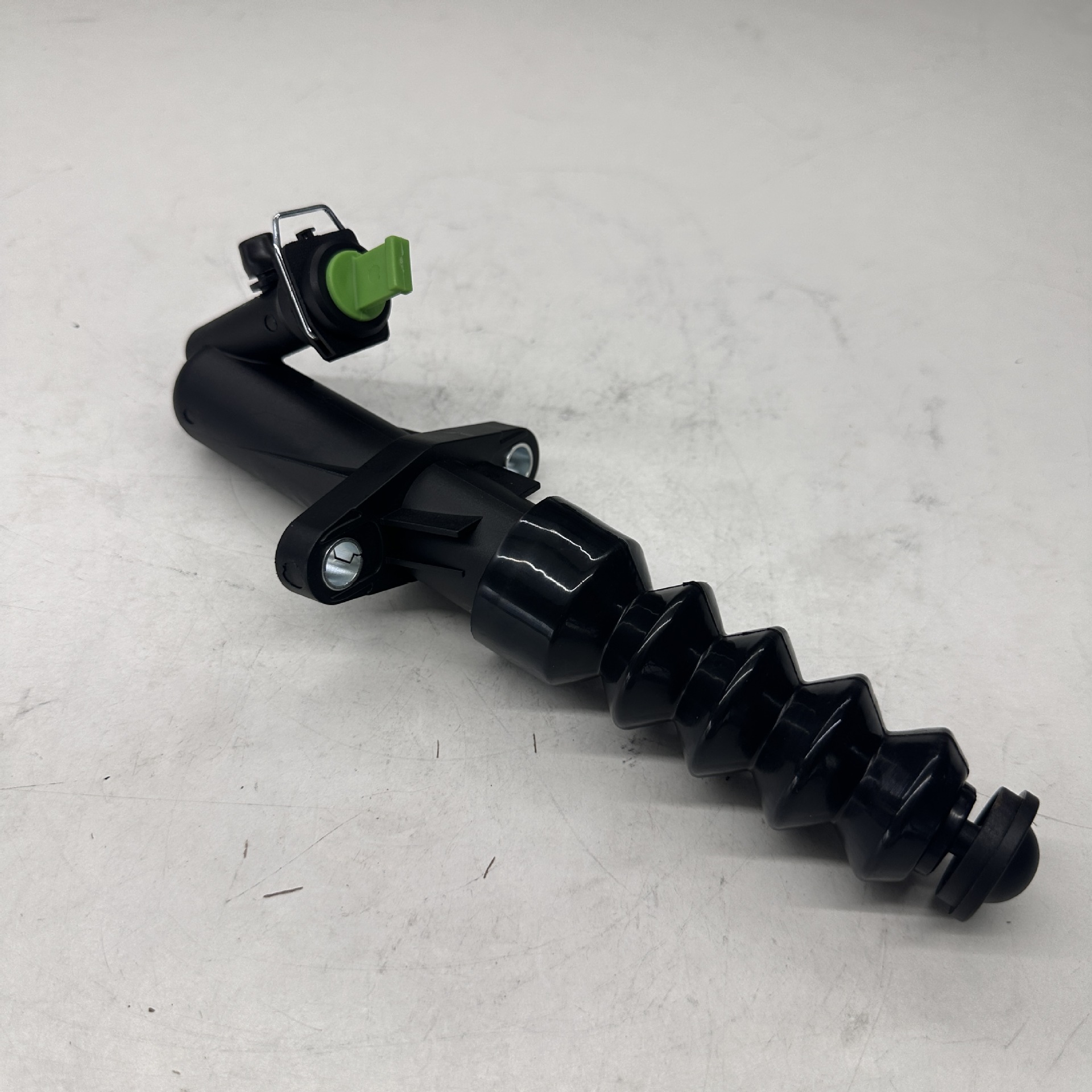 Clutch slave cylinder for Citroen Berlingo C4 and Peugeot Rifter 308 9808066680