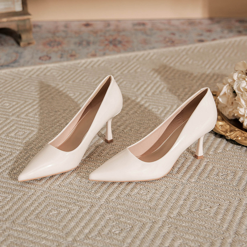 X104 Korean style all-match high heels women's sexy patent leather pointed stiletto heel New elegant commuter shallow mouth shoes