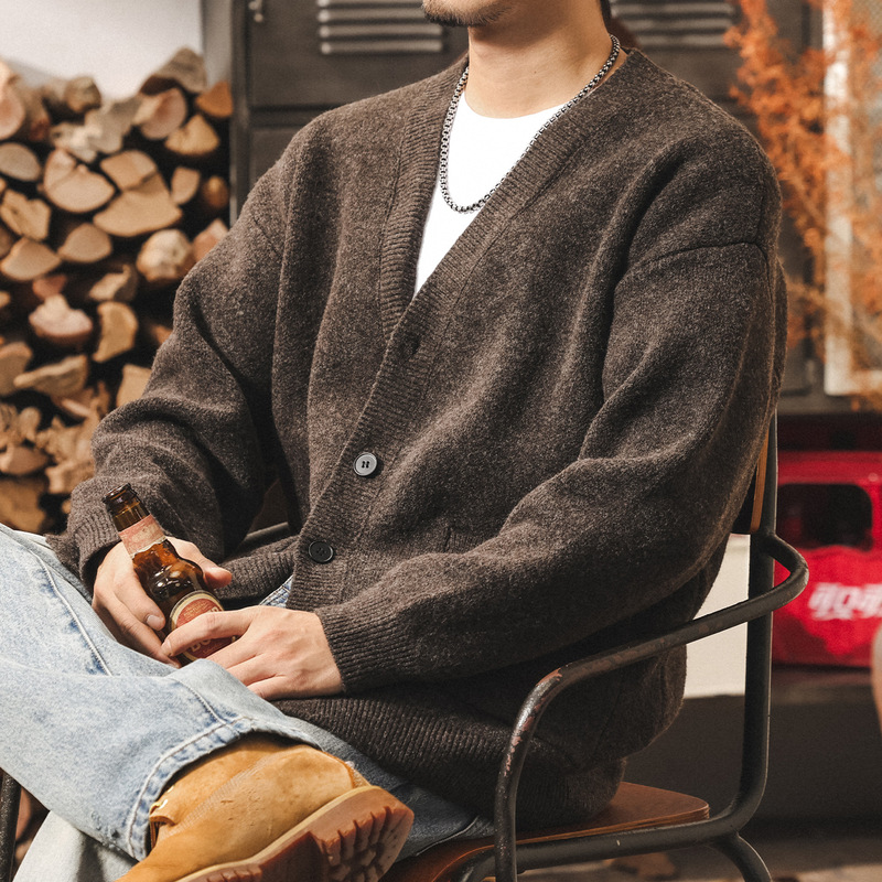 American Retro Velvet Woolen Knitwear Men's Winter Cardigan Knitwear Men's Autumn and Winter Warm Loose Lazy Style Knitwear