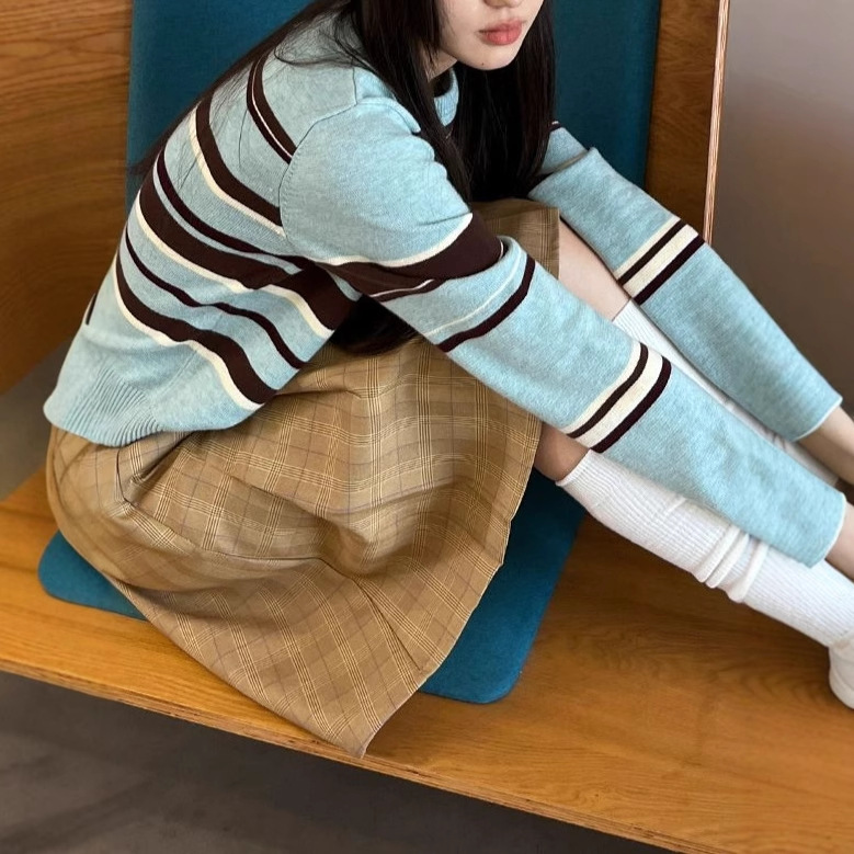 Galaxy Soda Blue Striped Sweater Women's Autumn and Winter 2025 New Small Short Slim Knitted Top