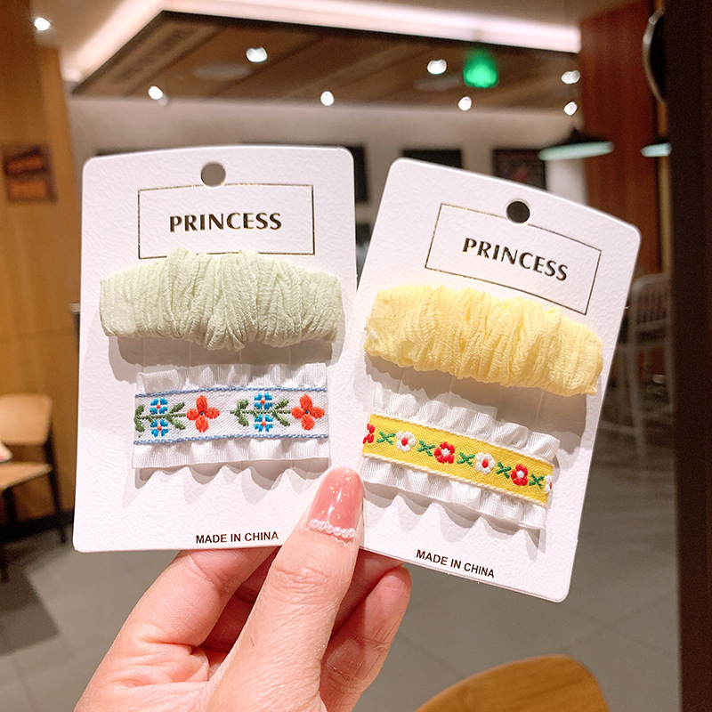 Korean Fold Embroidery Fabric Square Children's Hairpin display picture 4